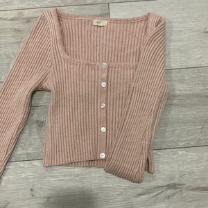 Pink nit long sleeve crop top